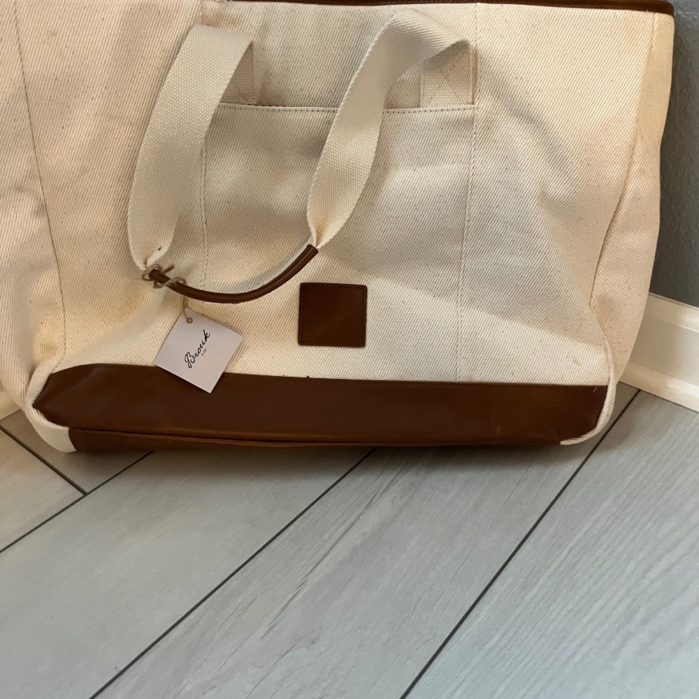 Brouk & Co. tote (Brown)